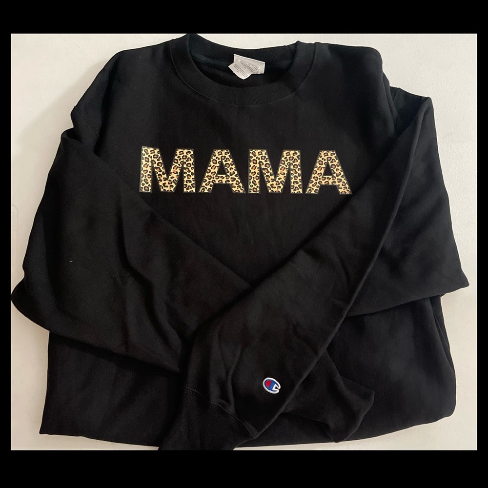 Champion woman’s crew neck Mama